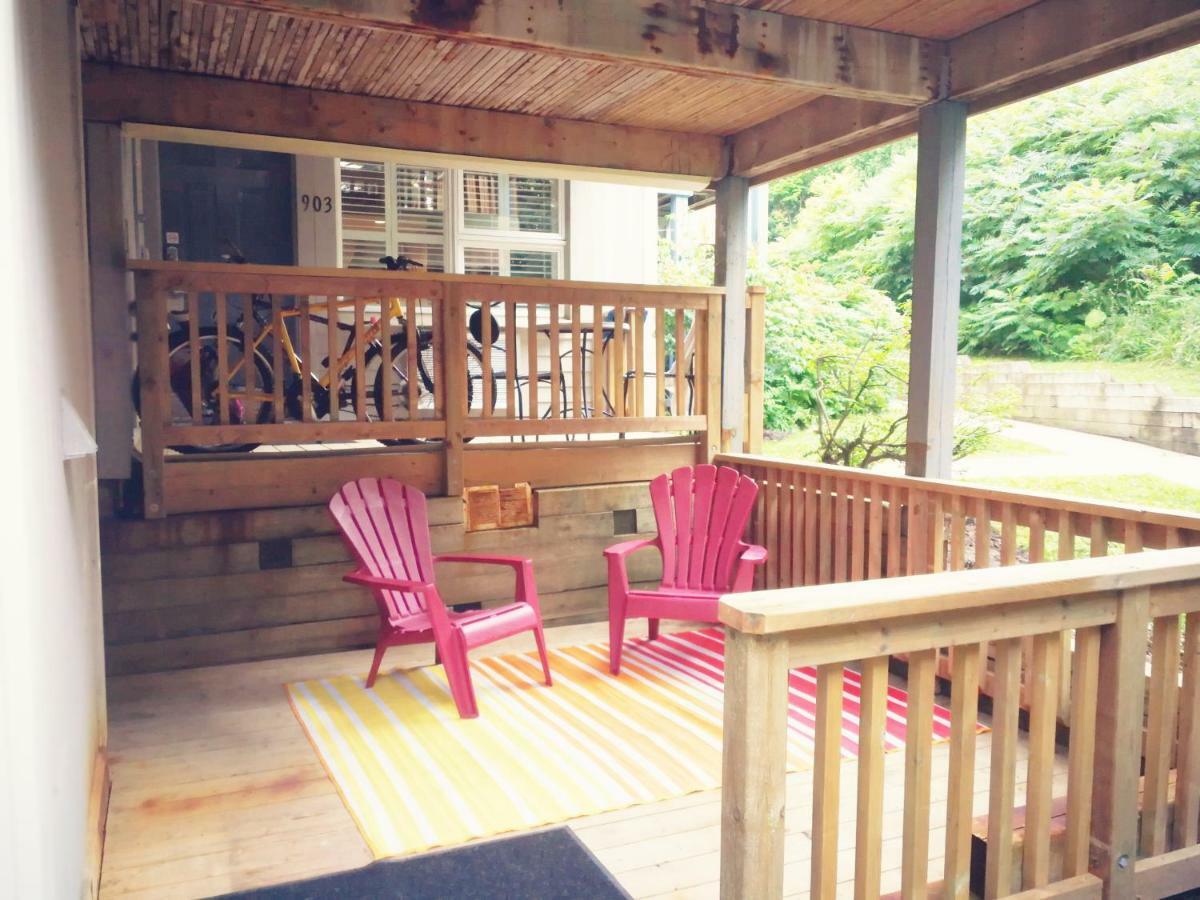 ההרים הכחולים Rustic Mountainside Chalet מראה חיצוני תמונה
